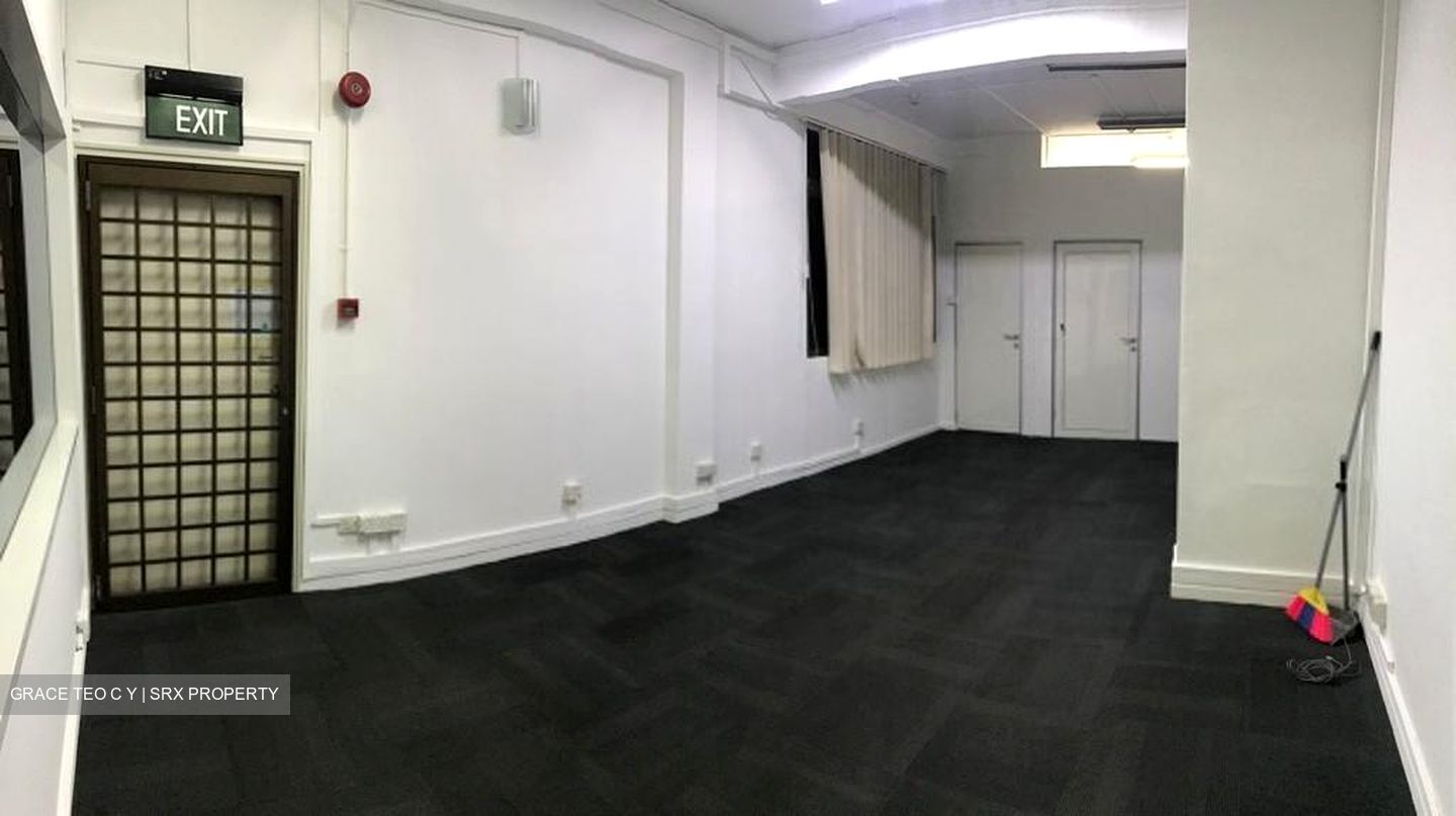 Boon Sing Building (D7), Office #303207021